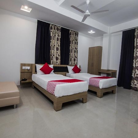 Hotel O Spectrum Residency Guwahati Buitenkant foto