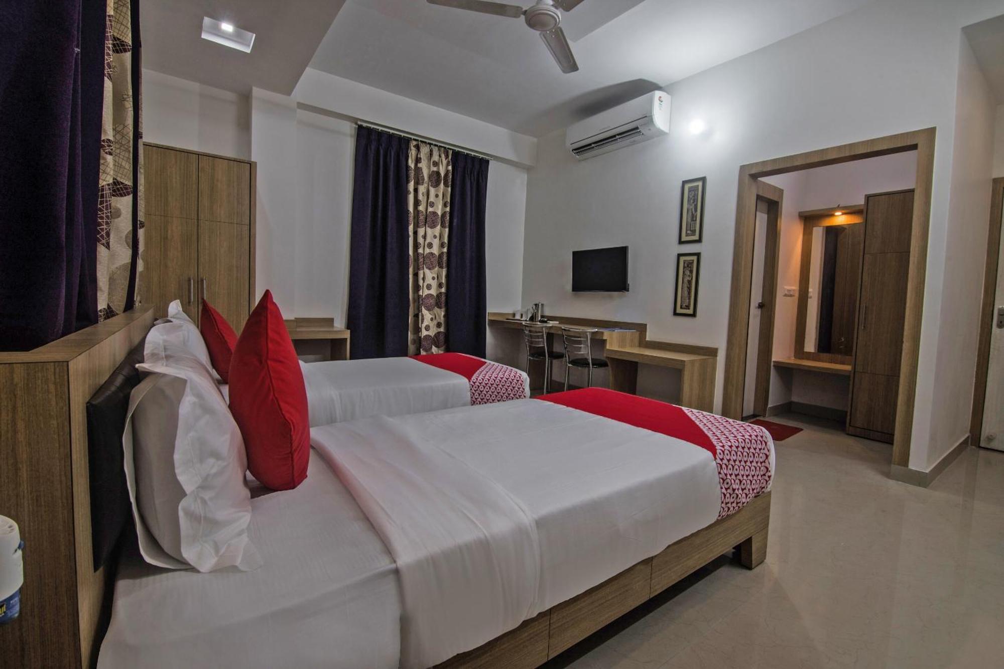 Hotel O Spectrum Residency Guwahati Buitenkant foto